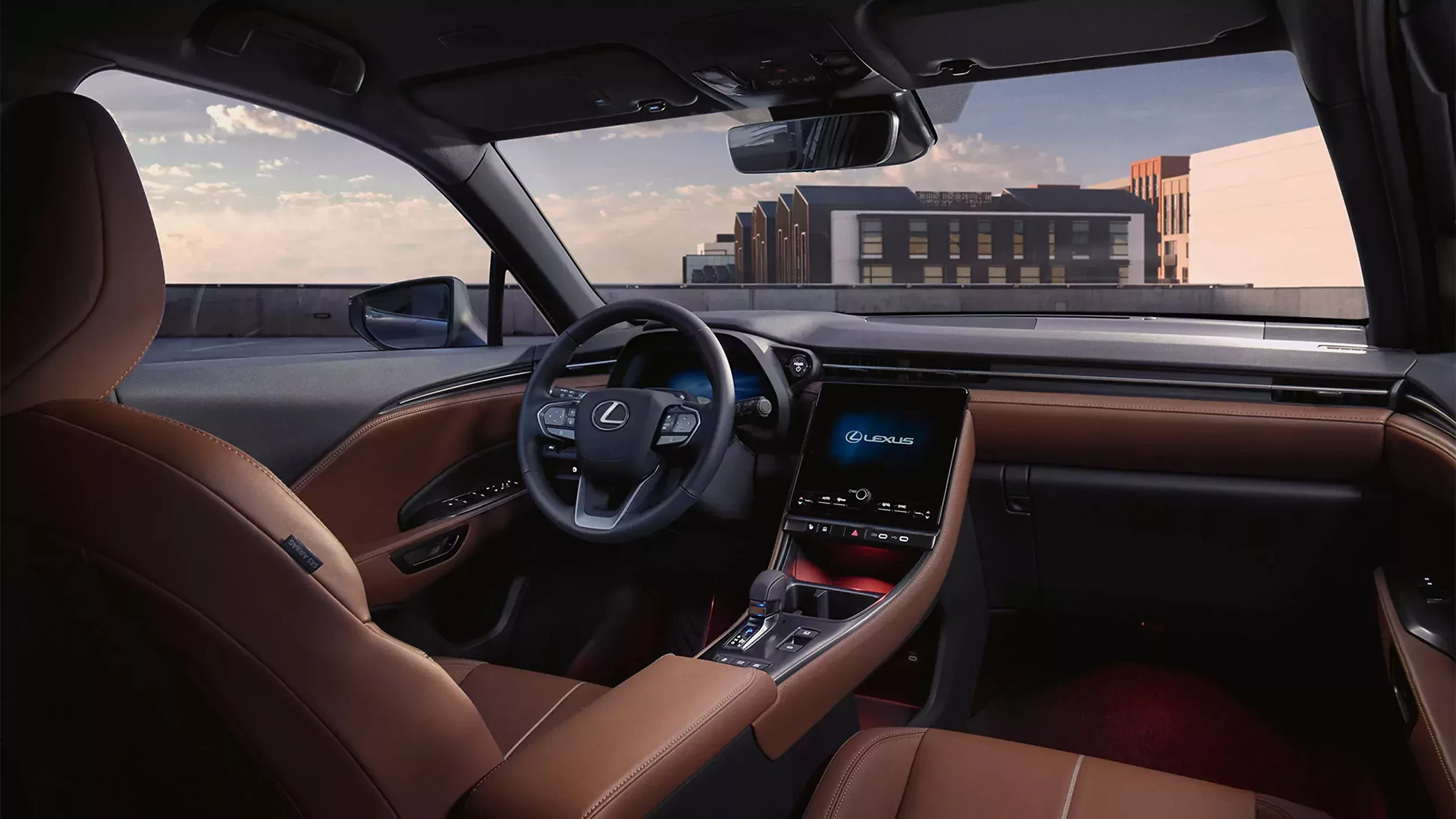 SUV Lexus LBX widok wnętrza