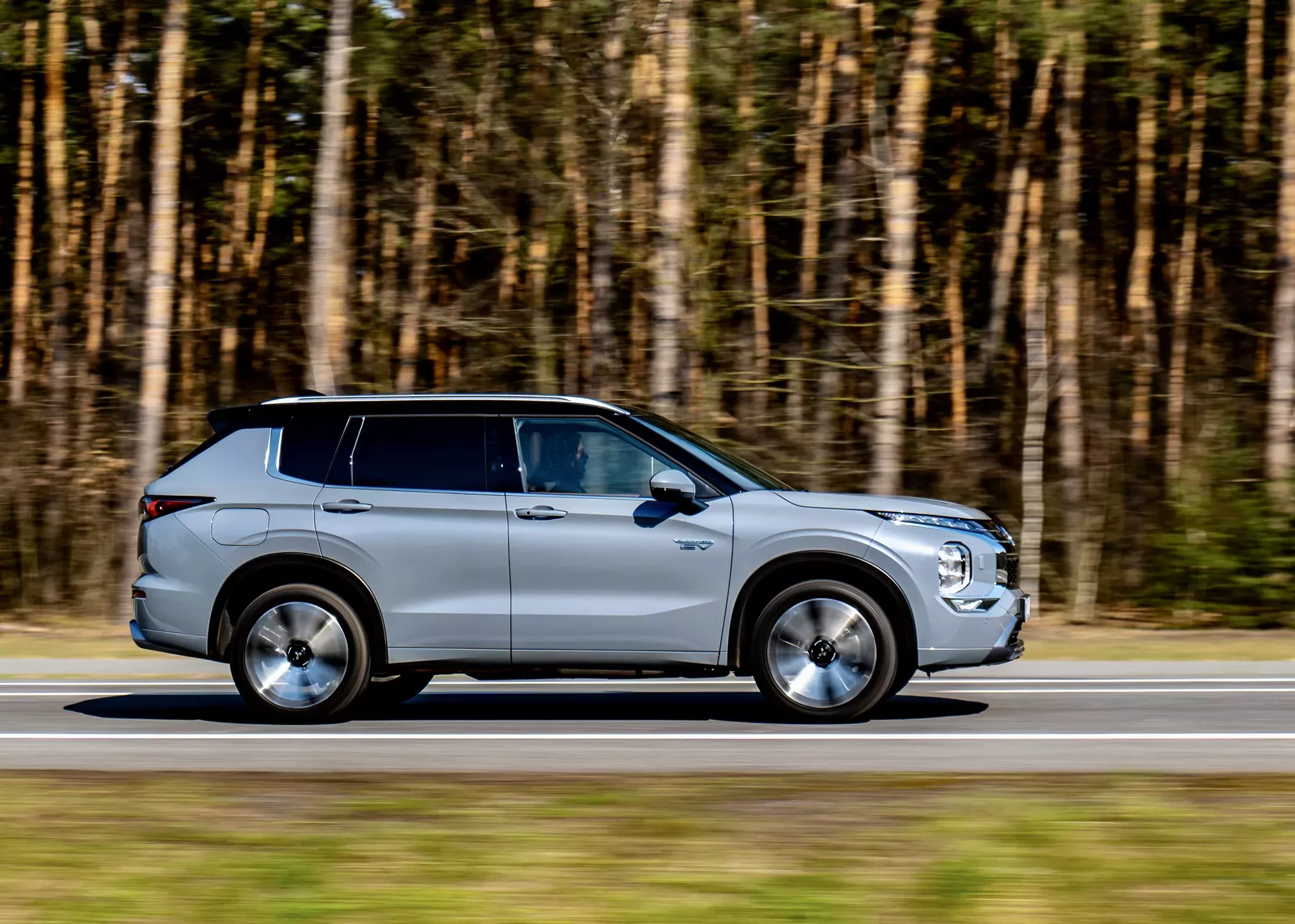 SUV Outlander PHEV _2025