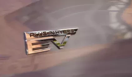 mitsubishi_outlander_phev_2025_36_