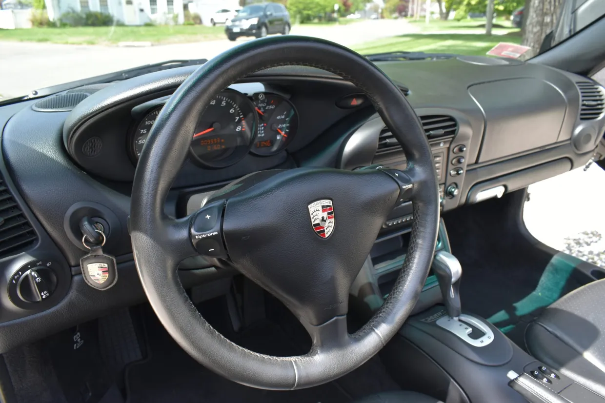 praktycznie-nowe-porsche-boxster