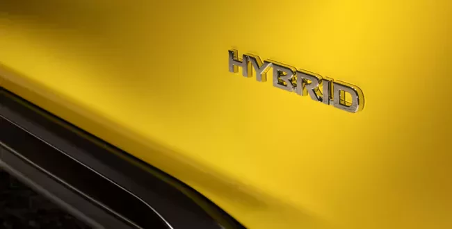 Nissan Juke miejski SUV hybrid