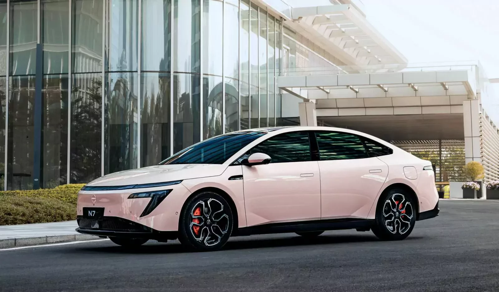 nissan-n7-nowy-samochod