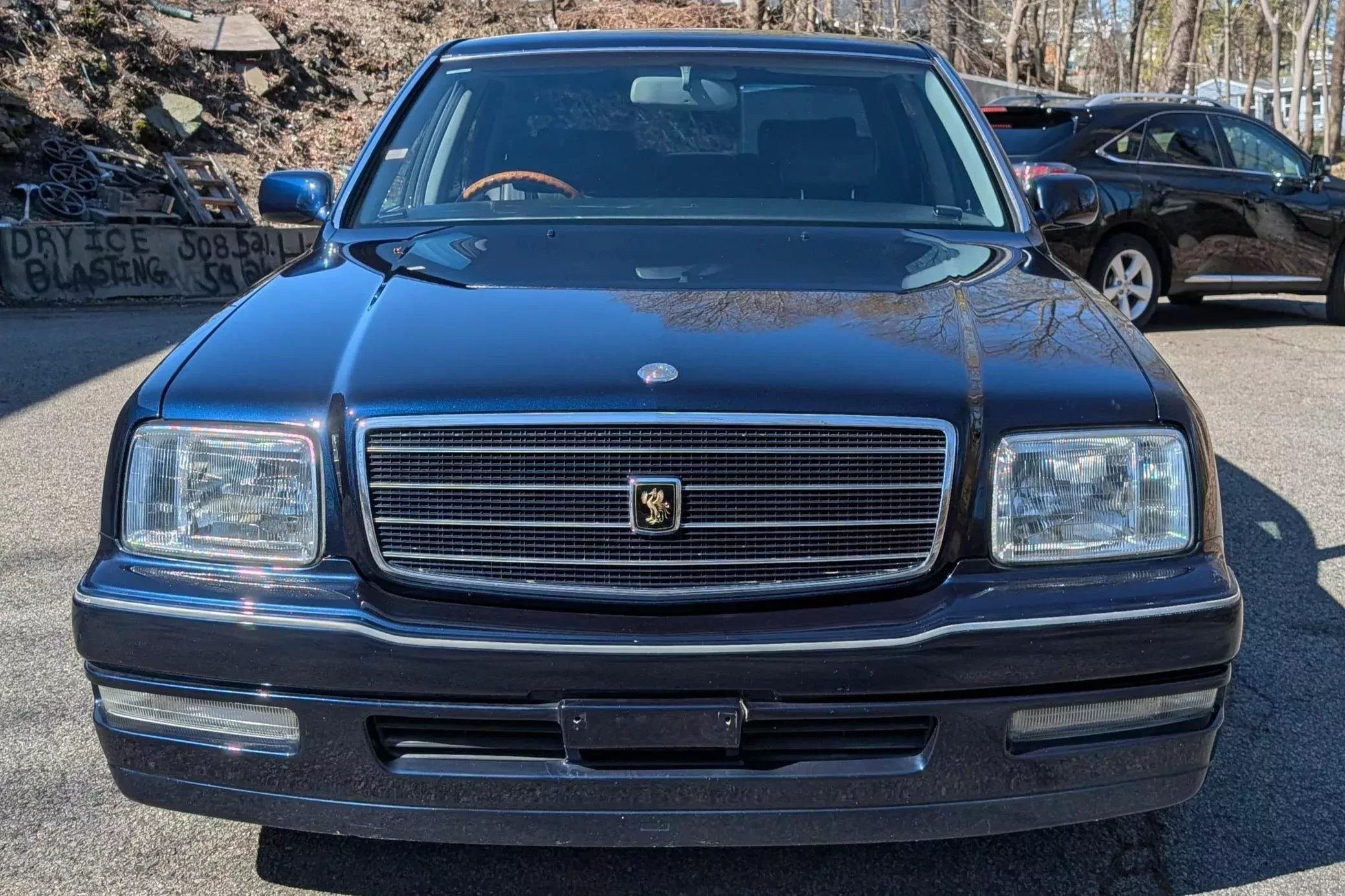 toyota-century-silnik-v12