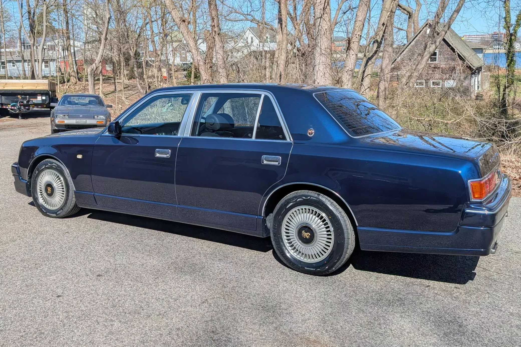 toyota-century-silnik-v12