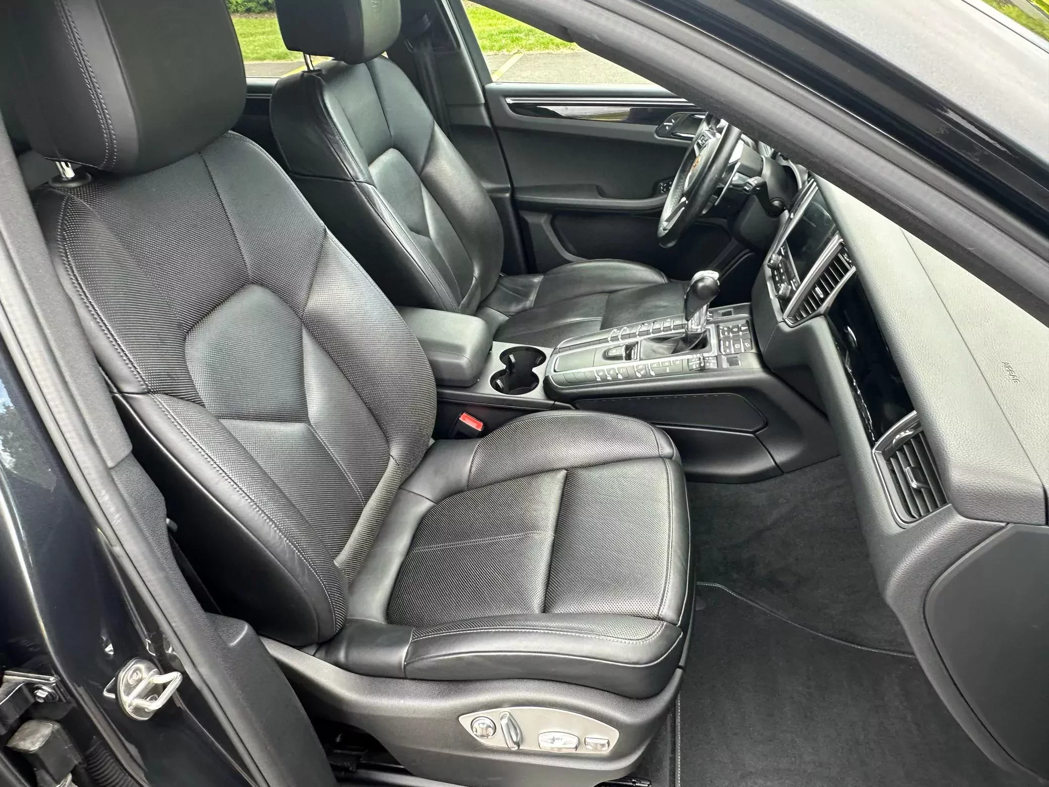 uzywane-porsche-macan-s