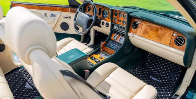 uzywany-bentley-azure