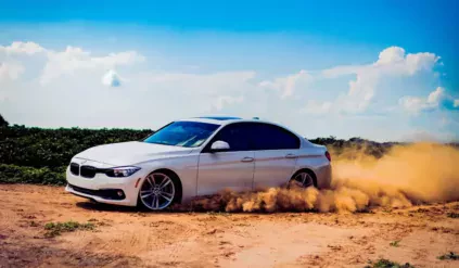 Czy warto wynająć samochód na firmę?