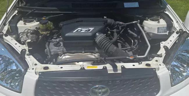 2000-Toyota-RAV4-J-16