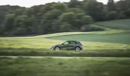 Audi A3 wygrywa popularnością z SUV-em Q5
