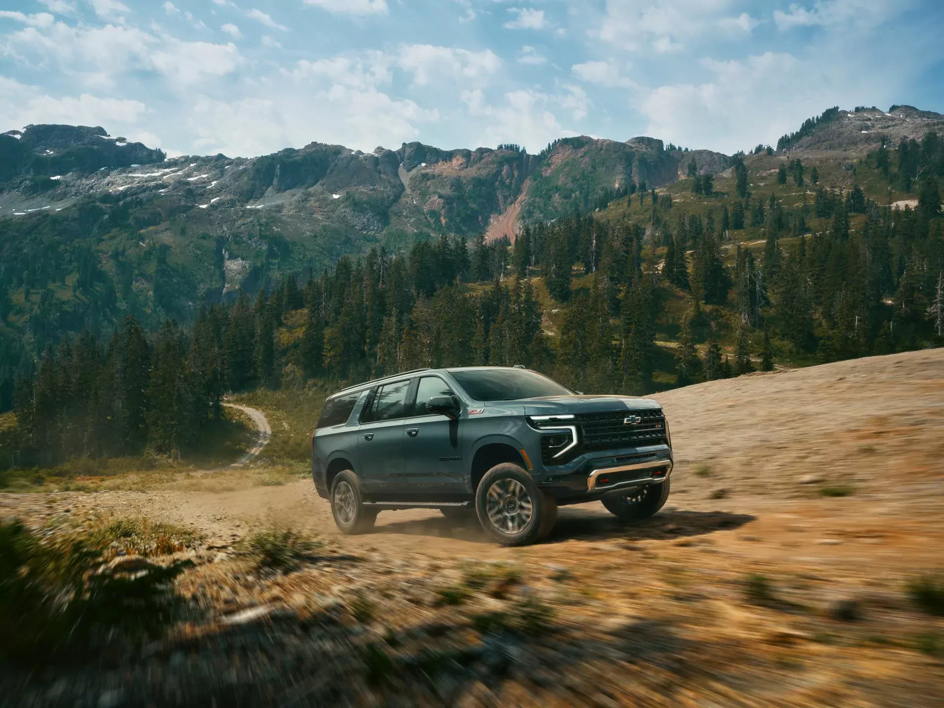 Chevrolet Suburban SUV silnik moc USA ceny cena używany polska