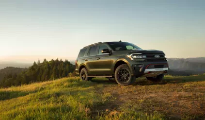 Ford Expedition silnik cena moc osiągi SUV ceny nowy używany