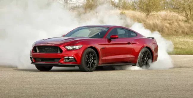 Ford Mustang ceny używany szósta generacja cena silnik moc osiągi opinie oceny