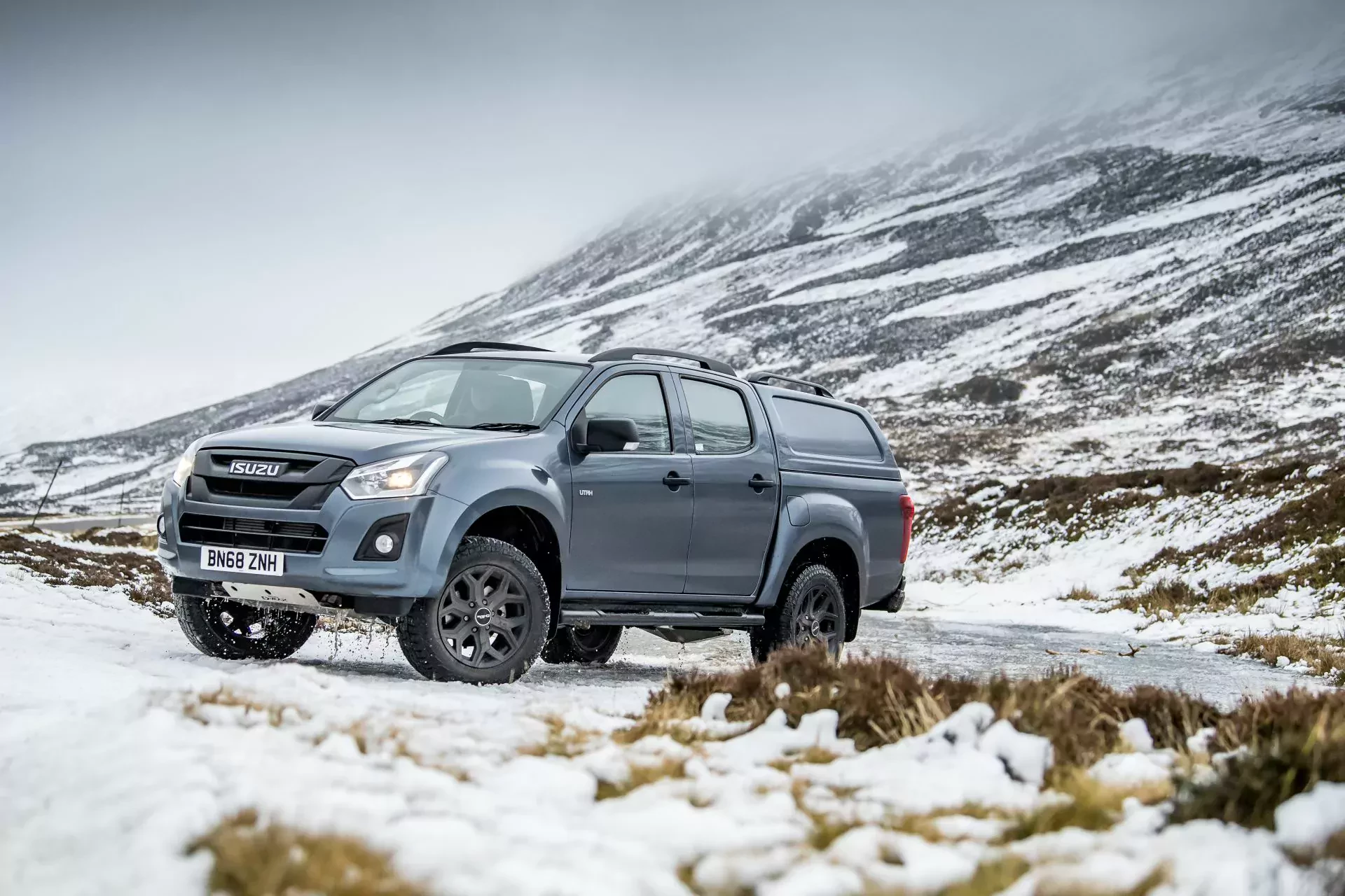 Isuzu D-Max cena silnik spalanie pick-up napęd moc ceny używany nowy opinie oceny