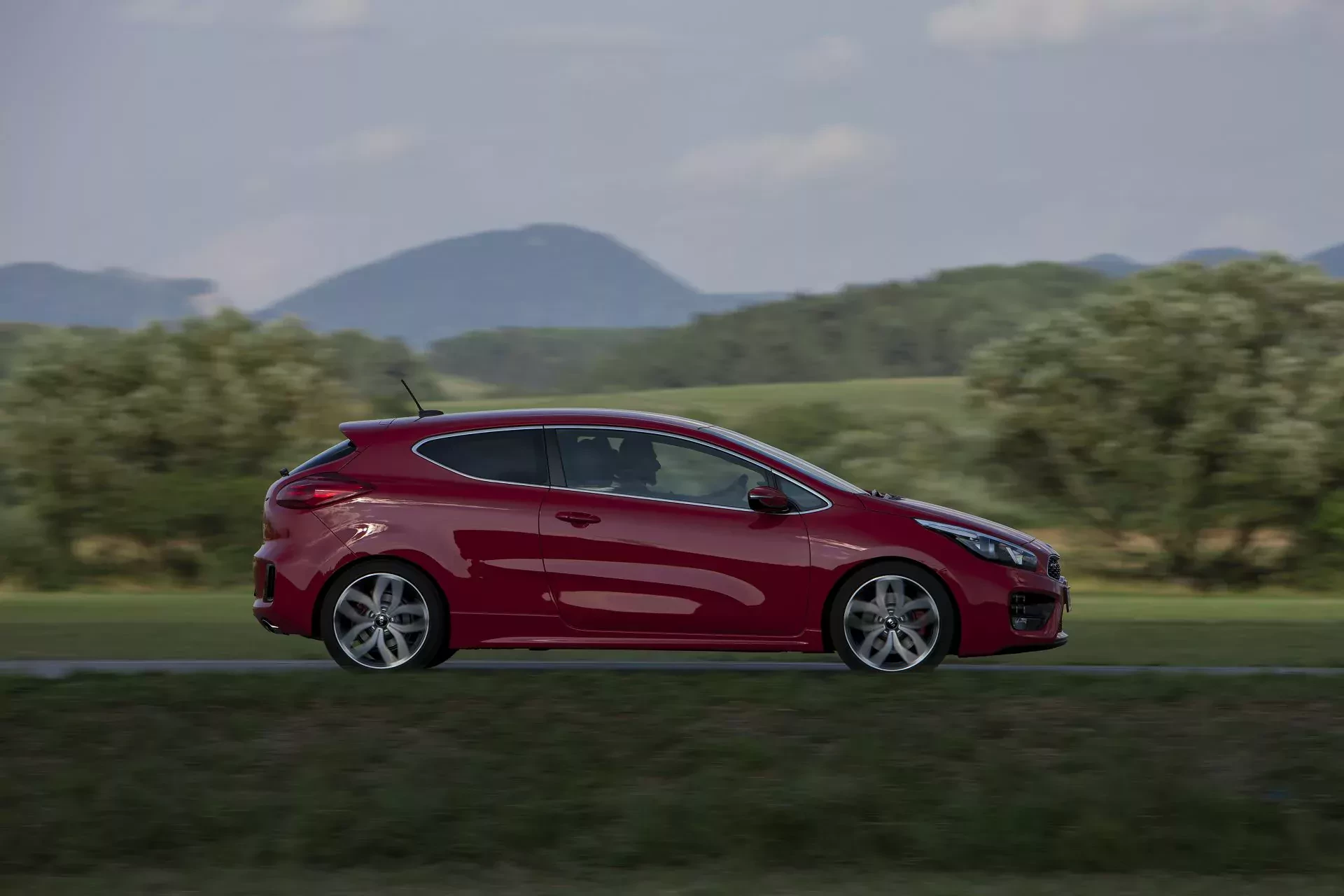 Kia Proceed silnik cena spalanie ceny używana opinie oceny