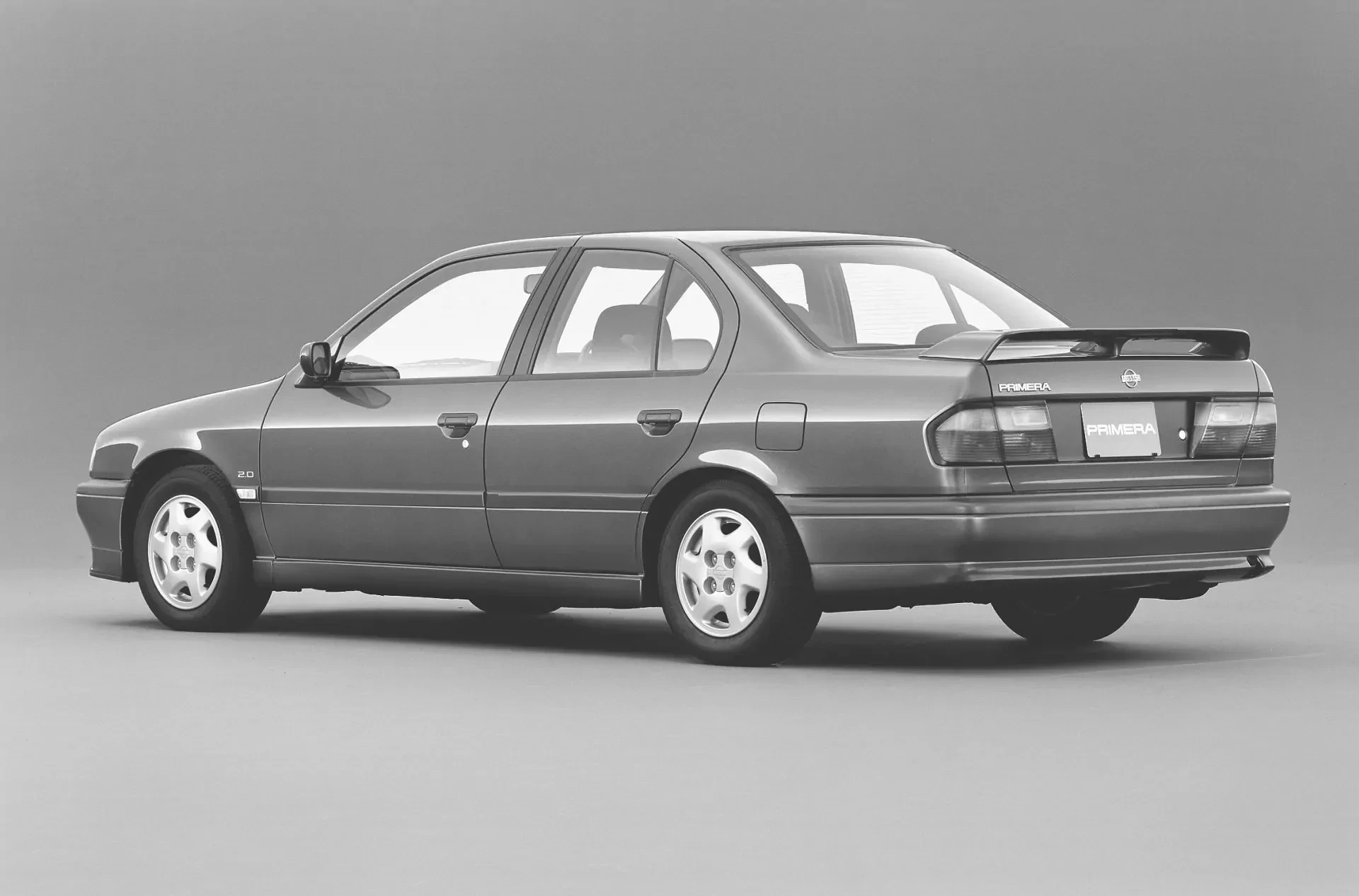 Nissan Primera cena silnik spalanie diesel benzyna moc wyposażenie opinie oceny