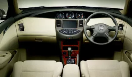 Nissan Primera cena silnik spalanie diesel benzyna moc wyposażenie opinie oceny