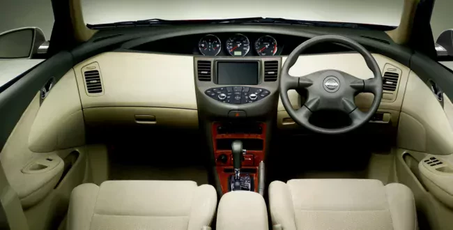 Nissan Primera cena silnik spalanie diesel benzyna moc wyposażenie opinie oceny