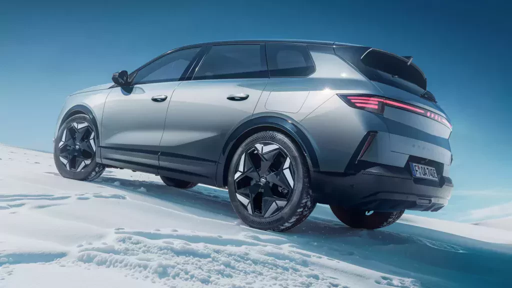 Opel-Grandland-Electric-AWD-4