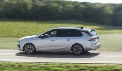 Opel Astra Sports Tourer plug-in hybrid