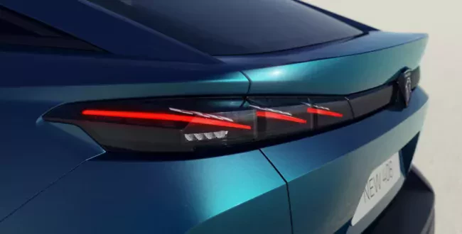 Peugeot 408 silnik cena spalanie hybryda moc benzyna ceny używany nowy