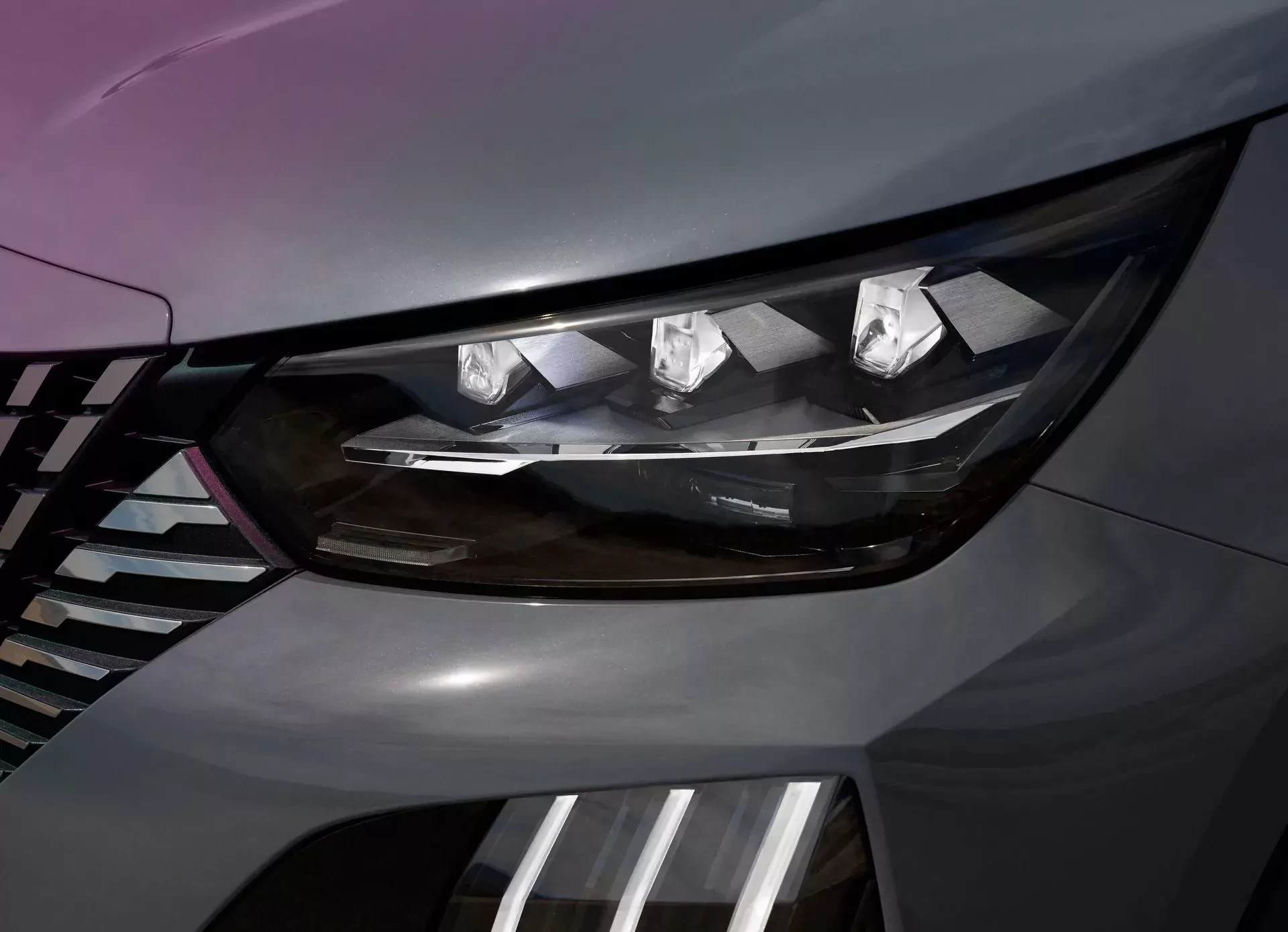 Oszaleli na punkcie SUV-a z silnikiem produkowanym na Śląsku. Cena dla Polaków spadła do 91 289 zł i to za bogatą opcję