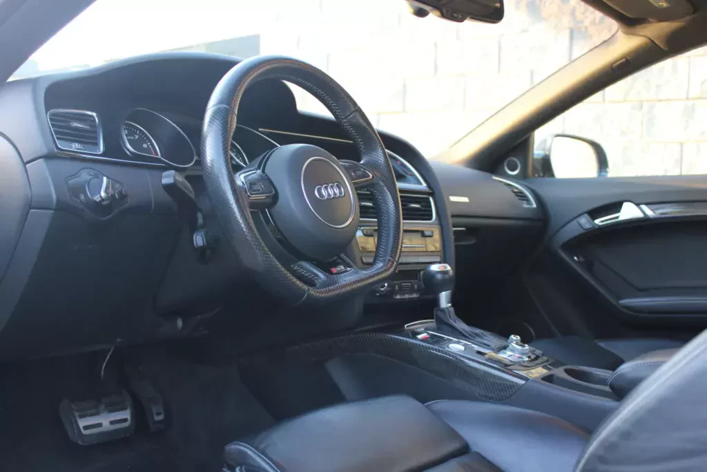 audi-rs5-uzywane-za-grosze