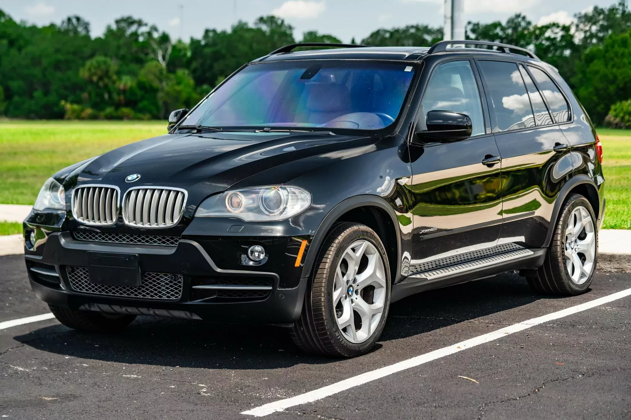 bmw-x5-xdrive-suv-v8