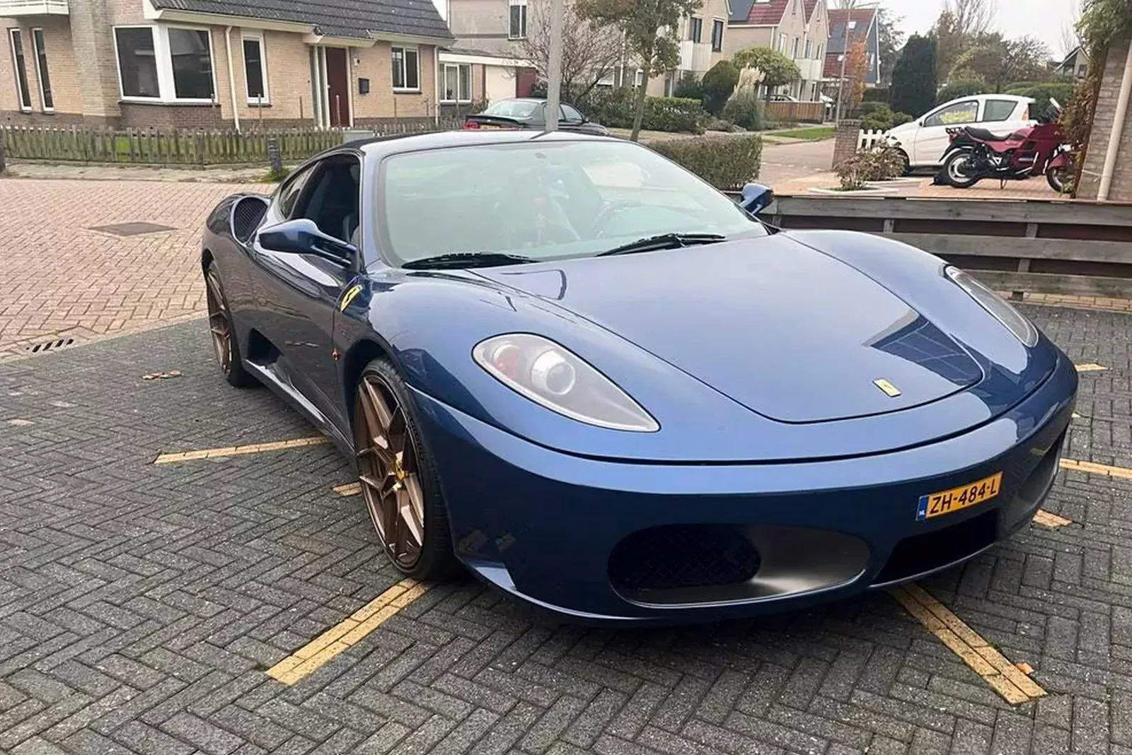 ferrari-f430-uzywane-za-cene-skody