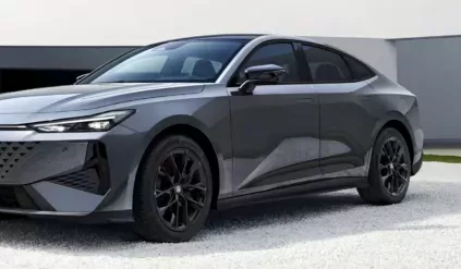 nowy-sedan-changan-uni-v