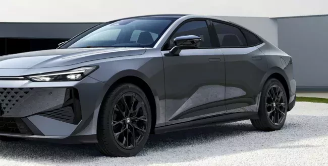 nowy-sedan-changan-uni-v