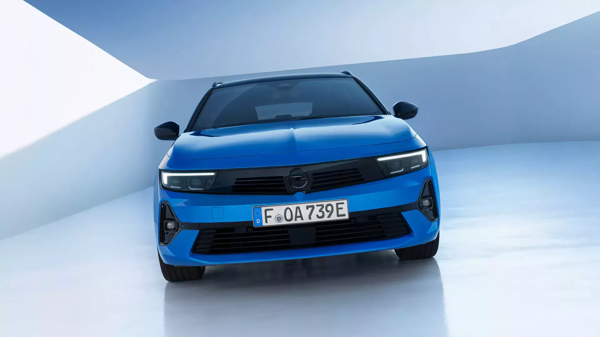 opel_astra-sportstourer 2025