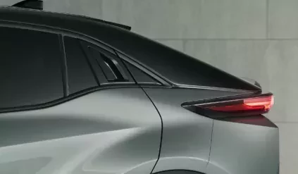 2025_TOYOTA_C-HR_ SUV