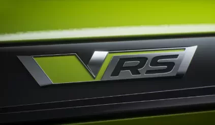 250328_skoda-elroq-rs-first-teaser-2_ea7b074c-2560x1440_3db101d8-1920x1080