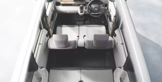 Honda N-Box wnętrze