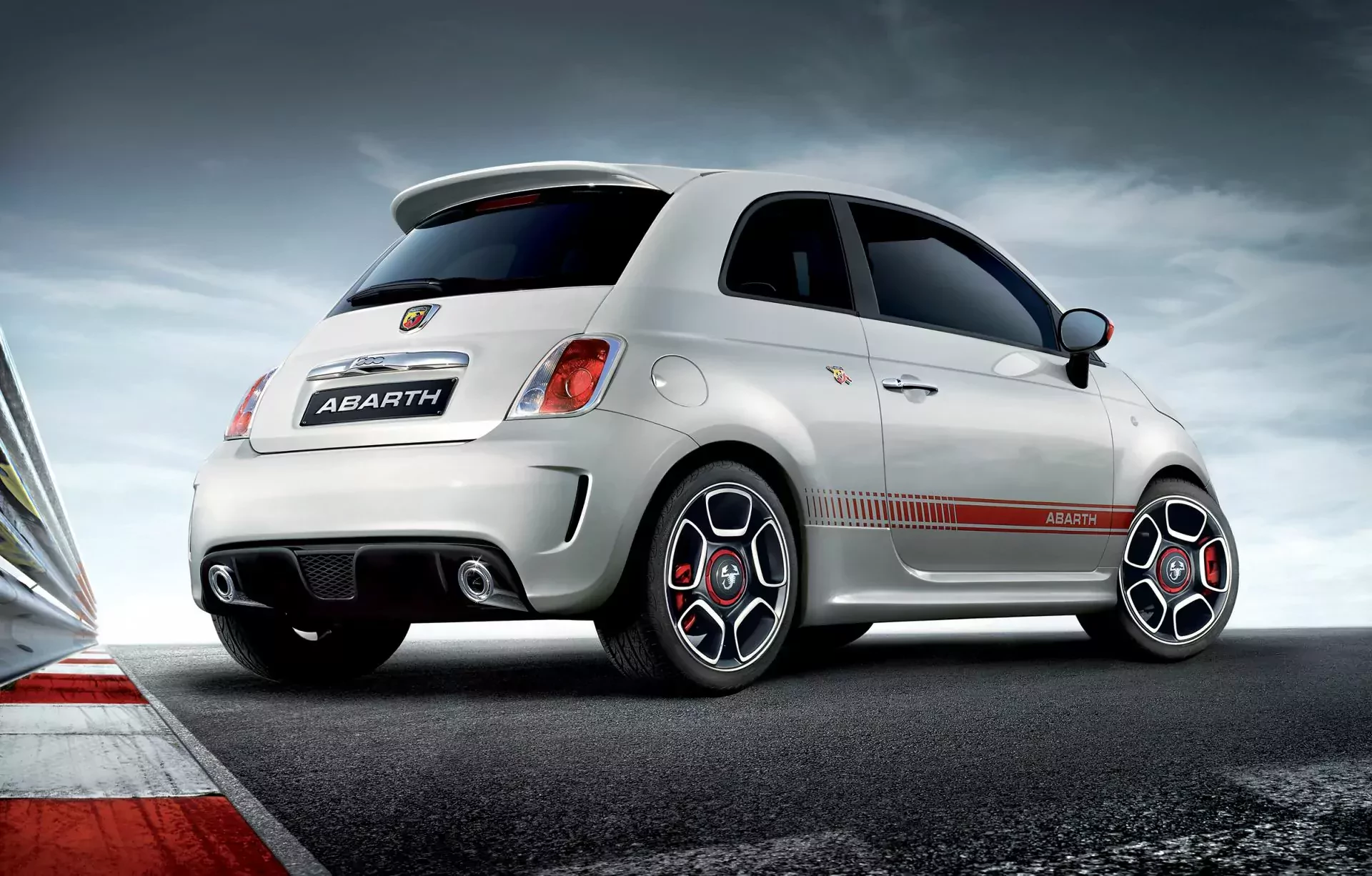 Abarth 500 Fiat silnik cena spalanie ceny używany moc waga osiągi opinie oceny