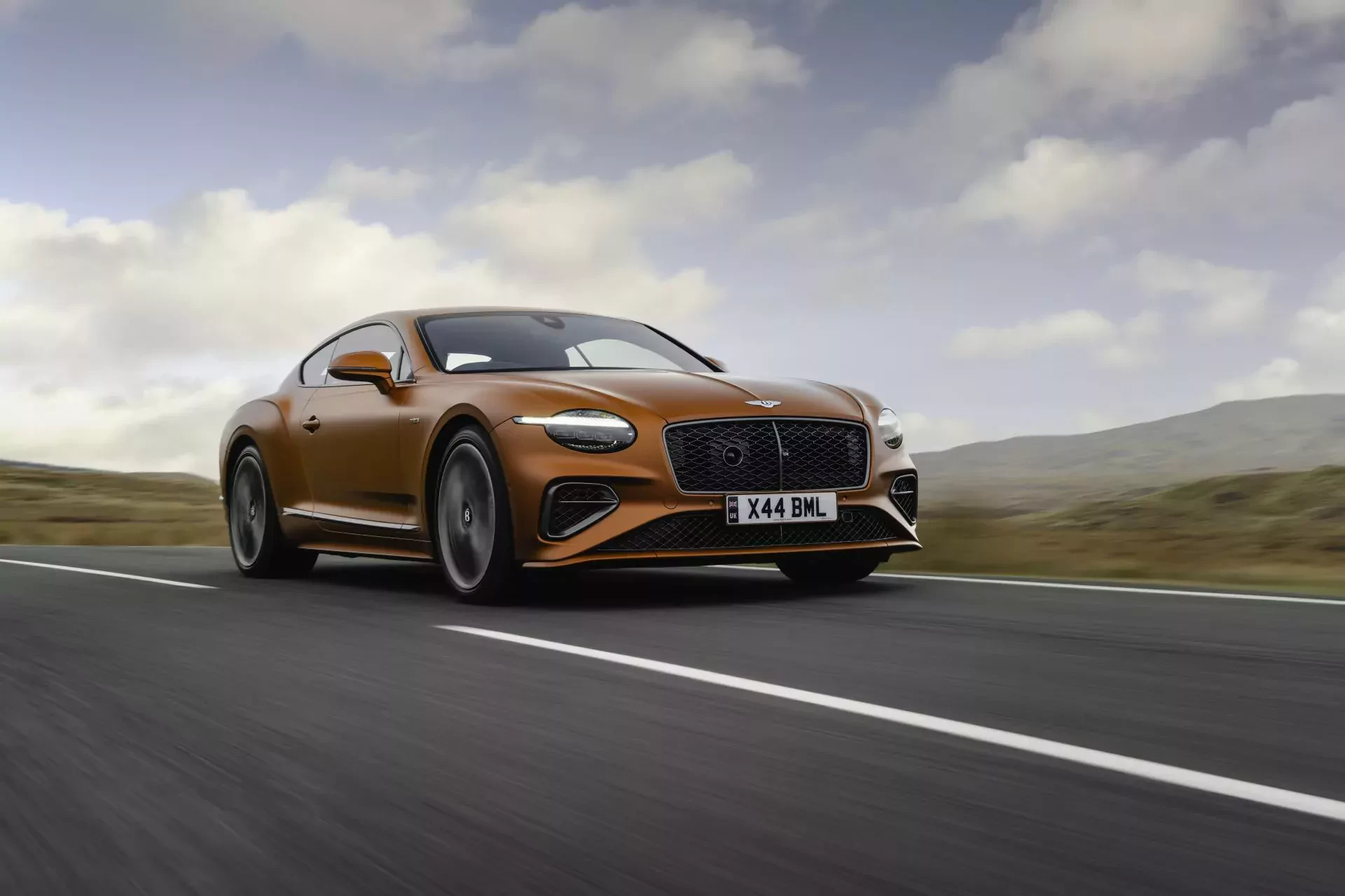 Bentley Bentayga Continental cena ceny używany za ile kupić gdzie opinie ceny