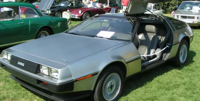 DeLorean DMC 12 cena gdzie kupić ile kosztuje powrót do przyszłości