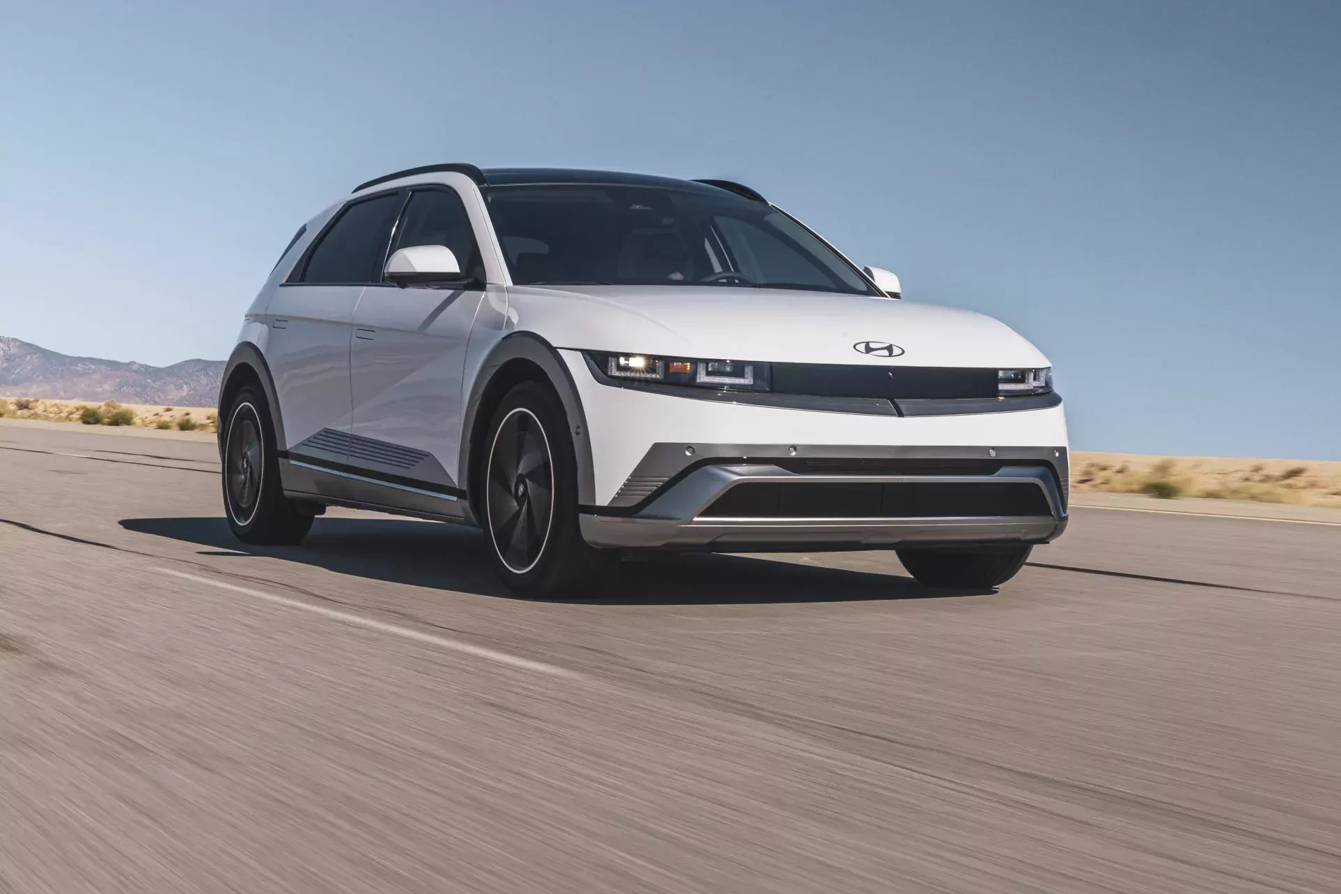 Hyundai Ioniq 5 suv crossover bateria ładowanie zasięg moc ceny cena nowy używany opinie oceny zalety