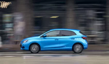 MG3-Hybrid-press foto