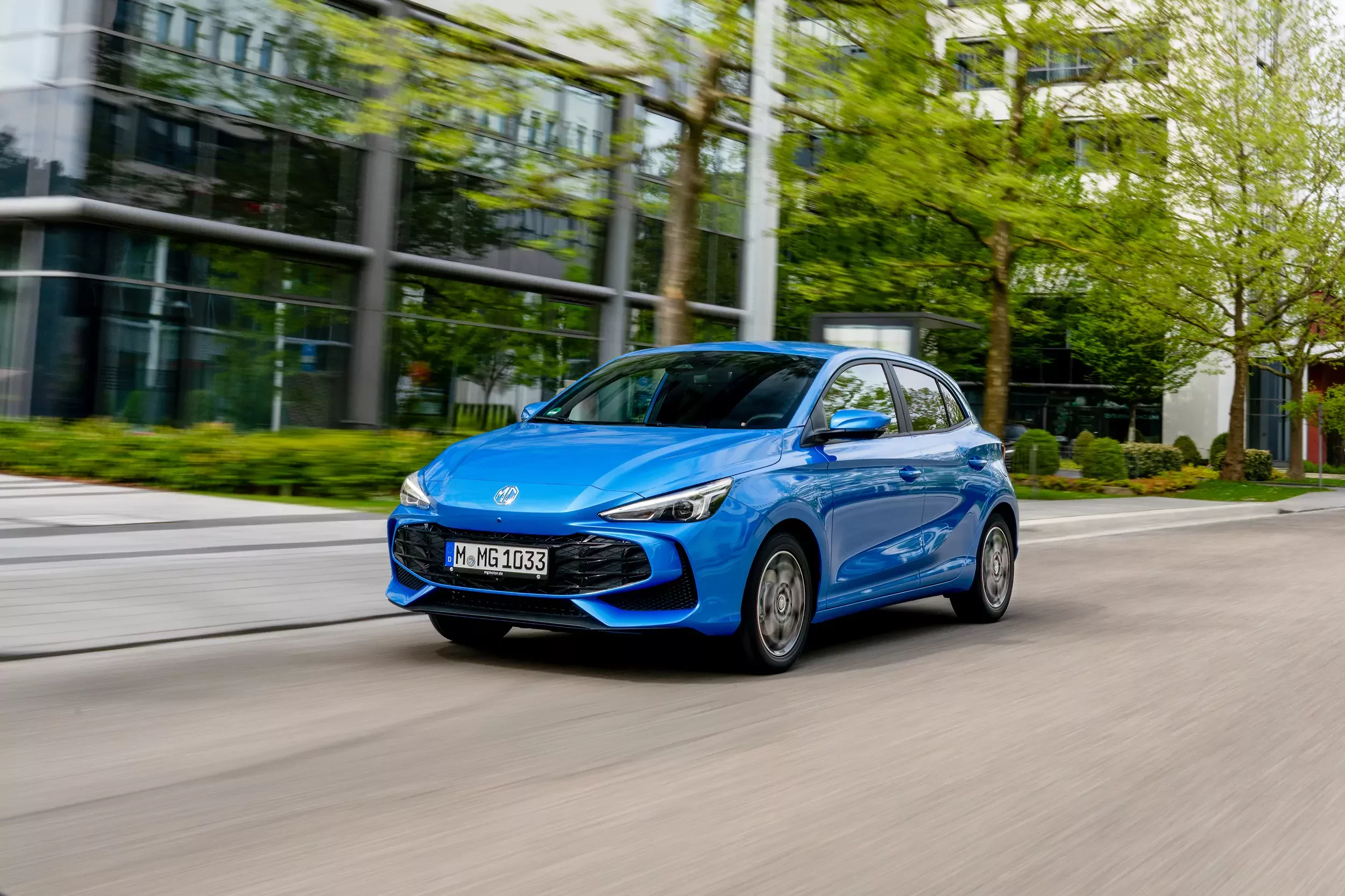 MG3 Hybrid+ kompaktowy rywal Toyoty Yaris i Renault Clio