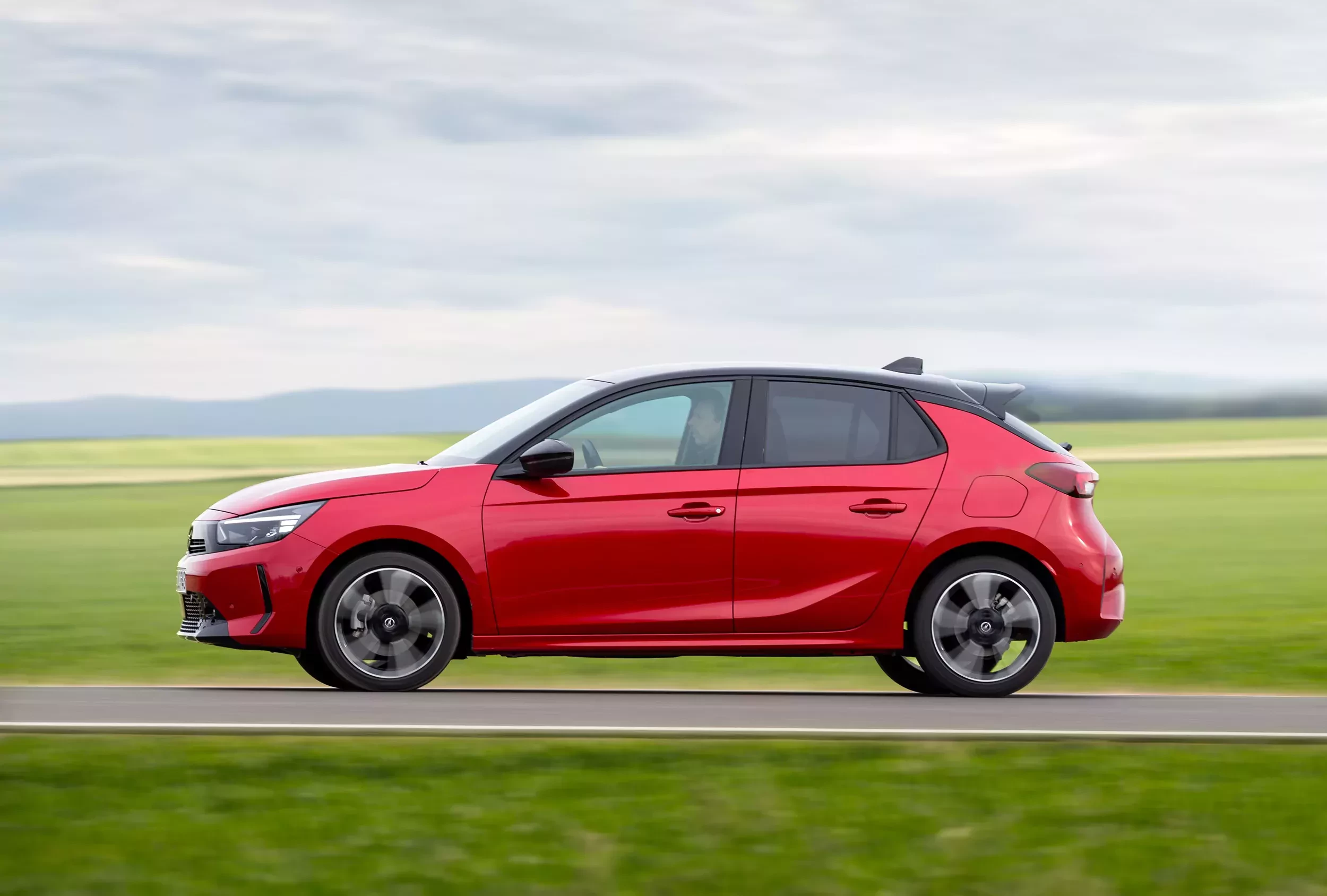 Opel Corsa Hybrid w cenie Dacii