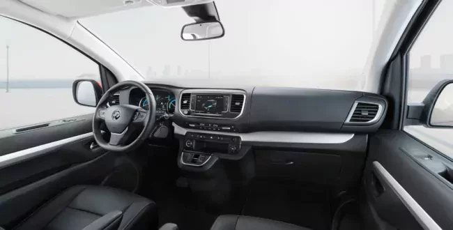 Opel Zafira minivan ceny silnik rocznik diesel benzyna opinie oceny cena zalety