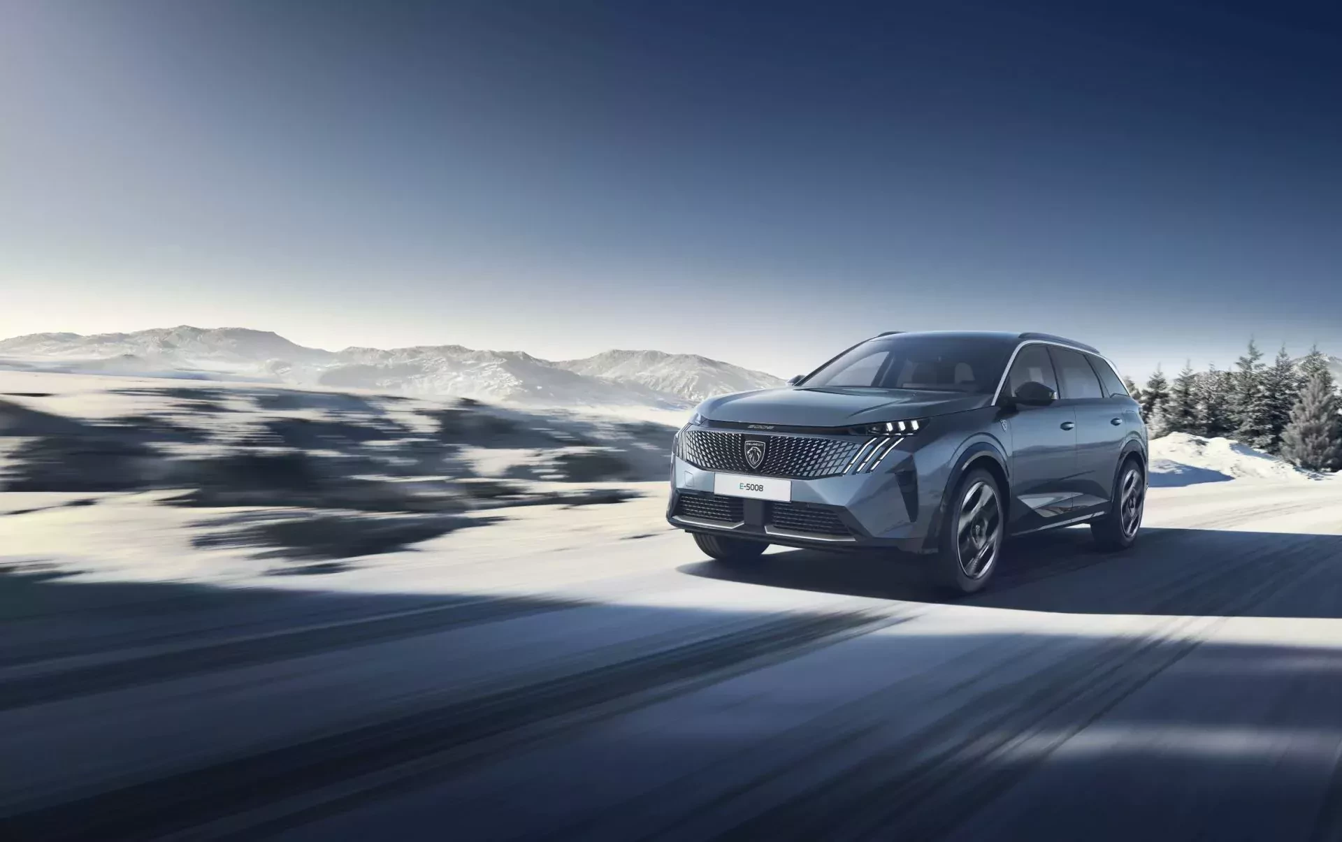 Peugeot E-5008 silnik cena elektryczny zasięg ładowanie opinie oceny technologia ceny