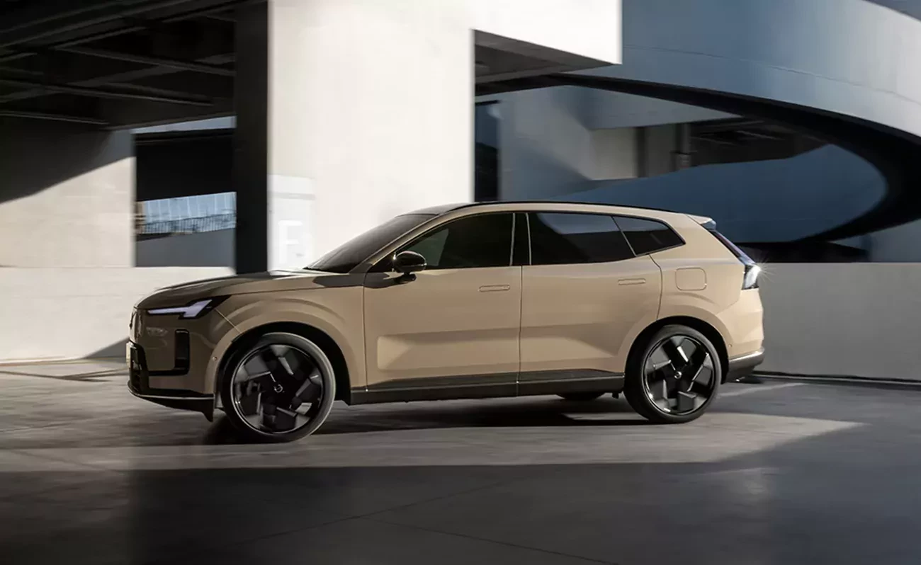 SUV Volvo XC70 PHEV