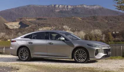 Skoda Superb ma rywala w Bestune B70 w rozmiarze BMW serii 5