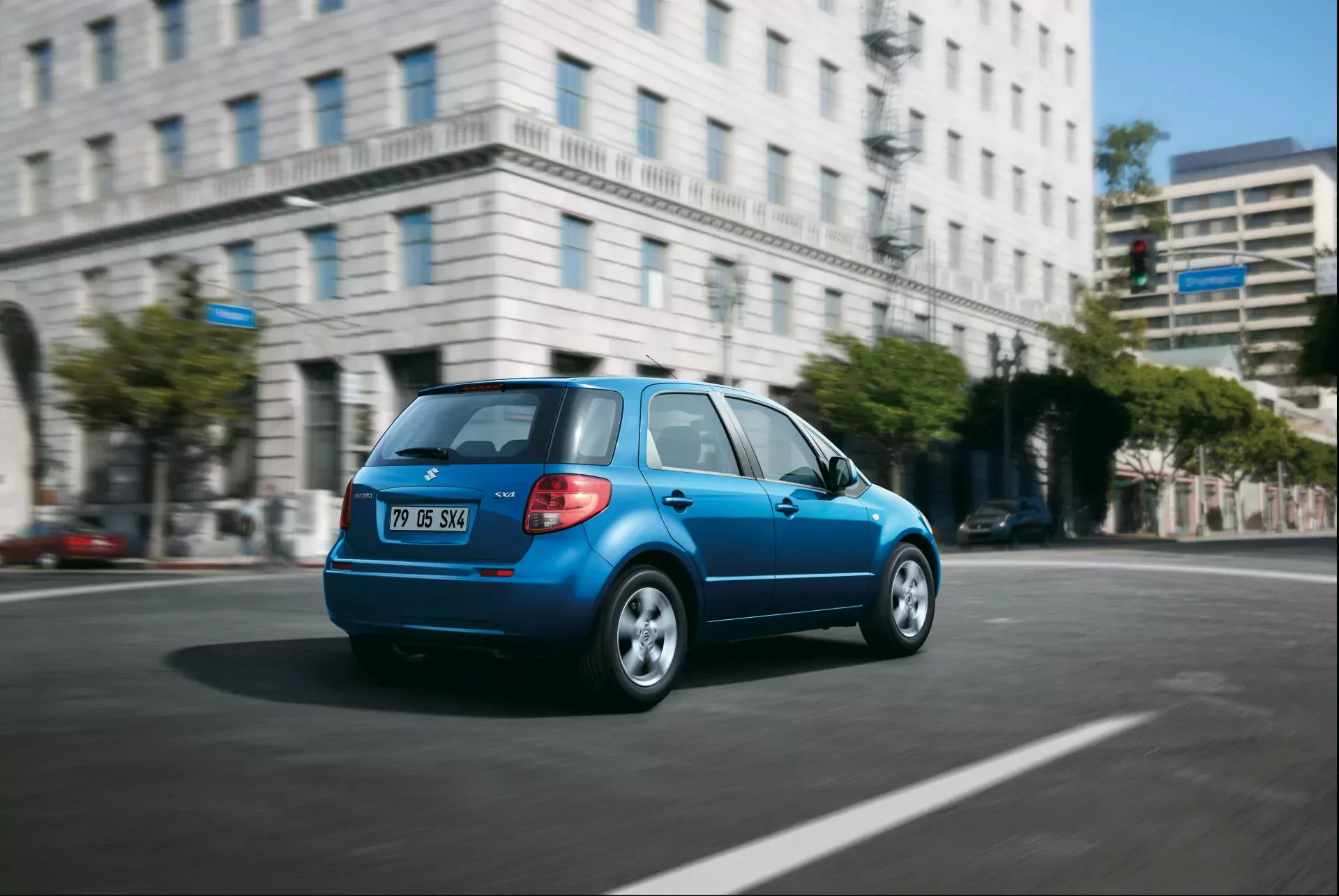 Suzuki SX4 SUV crossover napęd silnik spalanie opinie oceny zalety