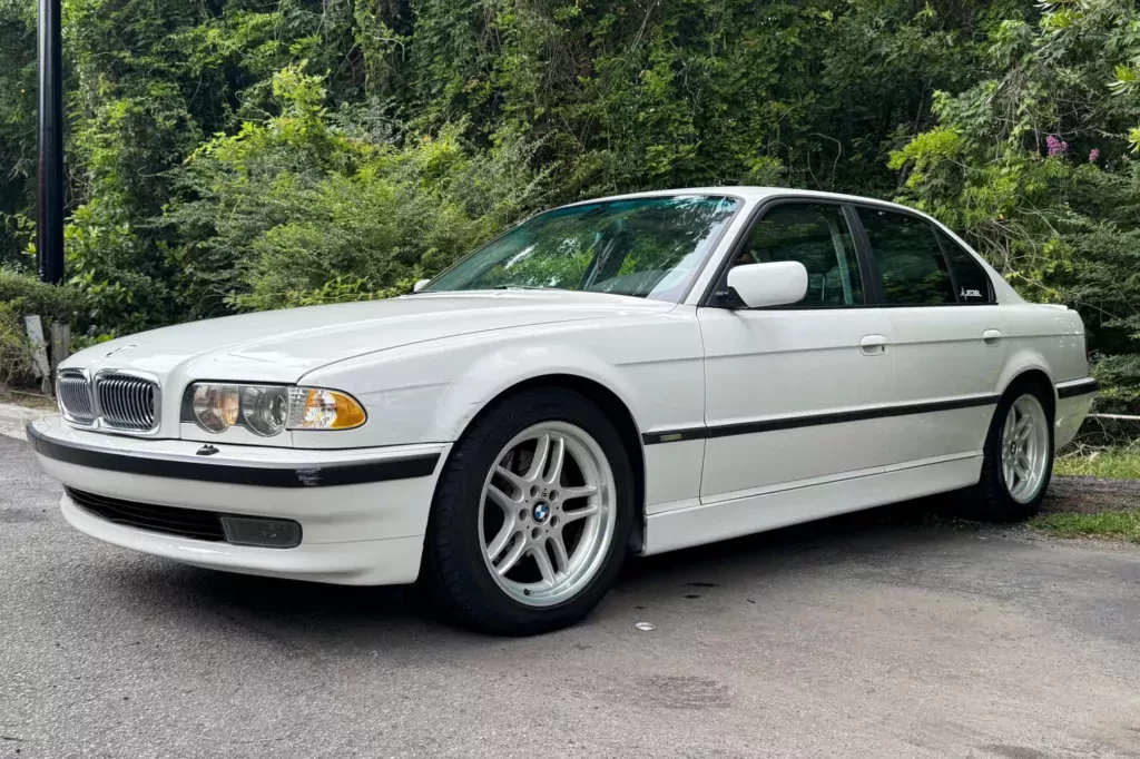 bmw-serii-7-e38