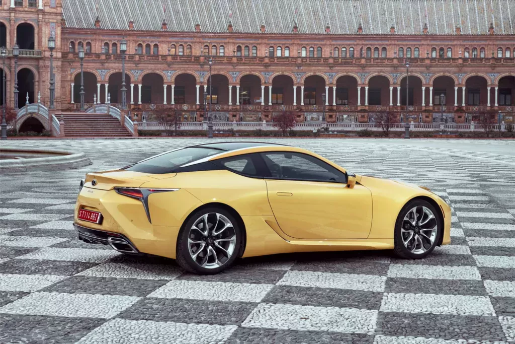 nowy-lexus-lc-silnik-v8