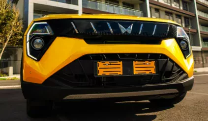 nowy-suv-mahindra-xuv-300