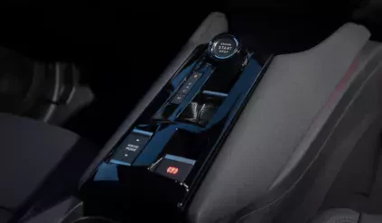 Alfa Romeo Junior Ibrida Q4 SUV